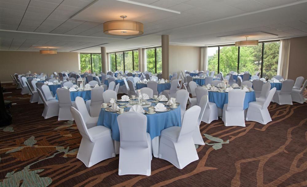 Sheraton Chapel Hill Bagian luar foto