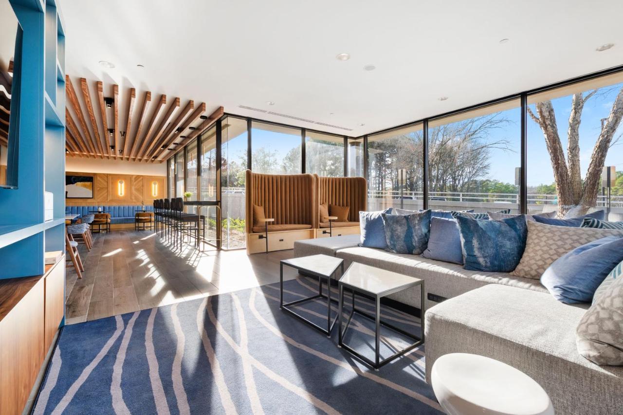 Sheraton Chapel Hill Bagian luar foto