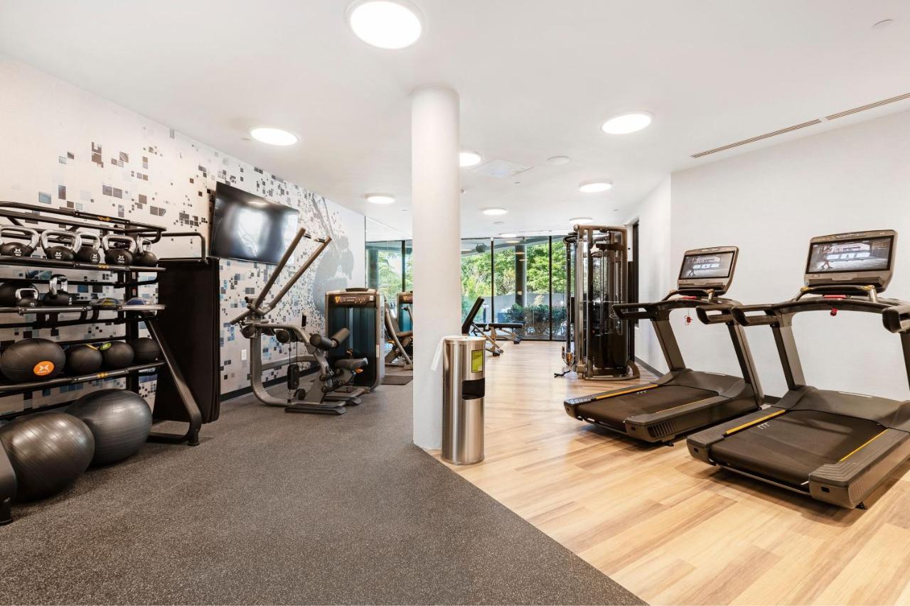 Sheraton Chapel Hill Bagian luar foto