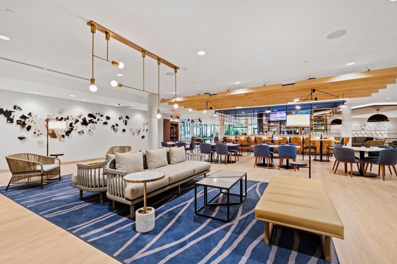 Sheraton Chapel Hill Bagian luar foto