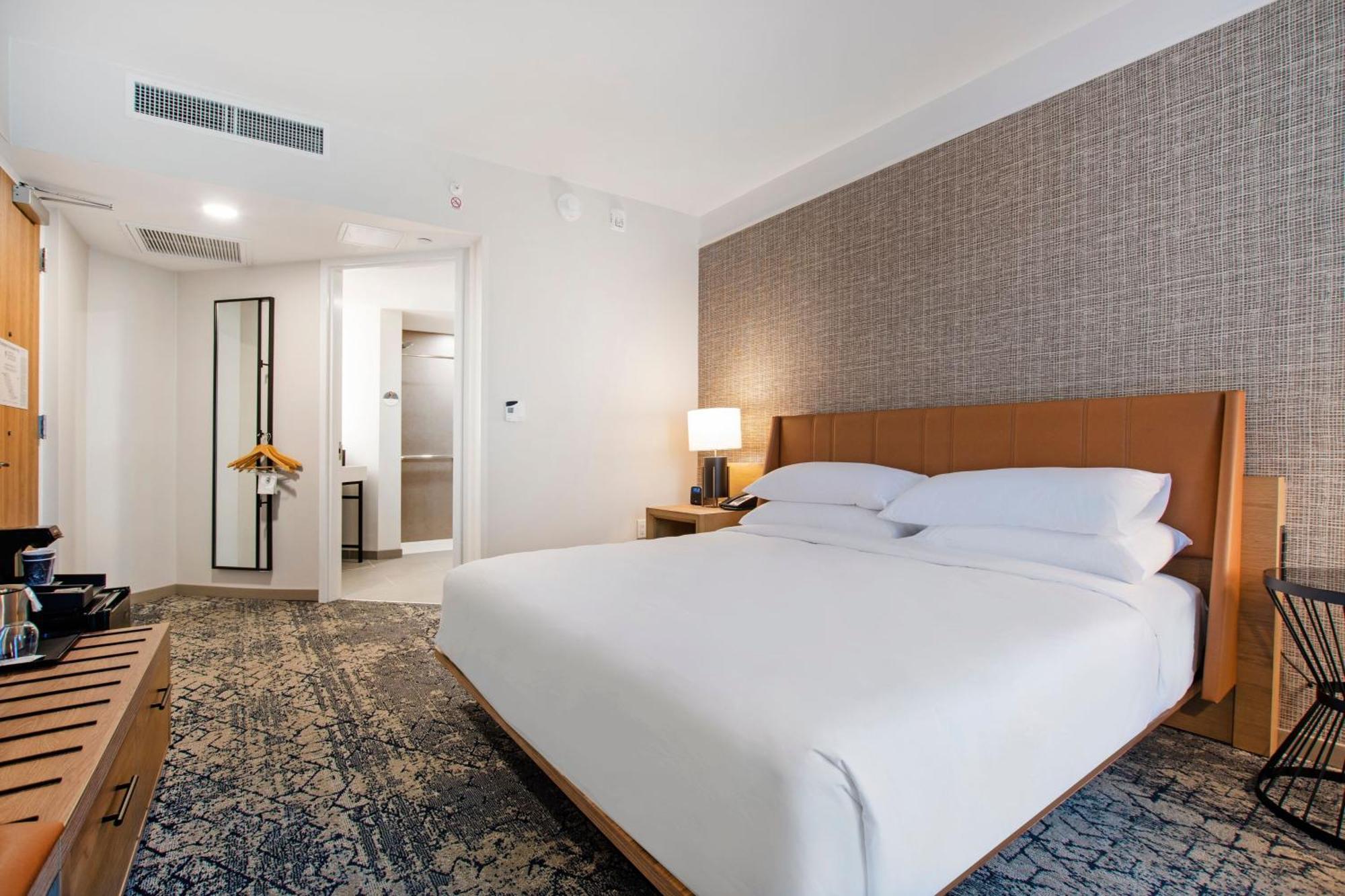 Sheraton Chapel Hill Bagian luar foto